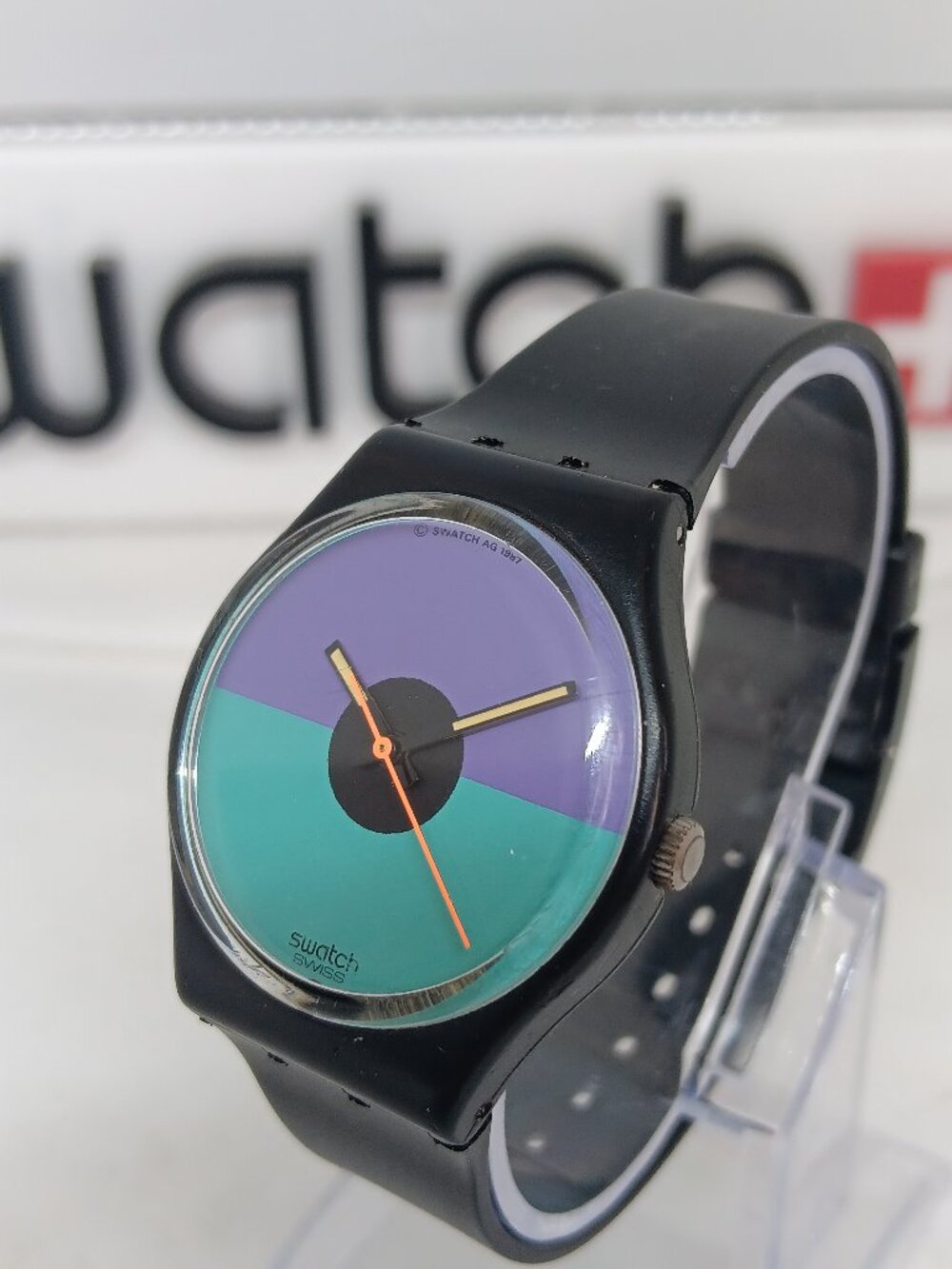 VINTAGE 1988 Swatch GB121 "St Catherine's Point" Unisex 34mm Swiss Watch NEWBATT